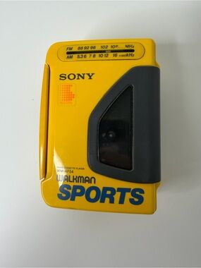 Vintage Sony Walkman Sports WM-AF54 Yellow Cassette Player working
